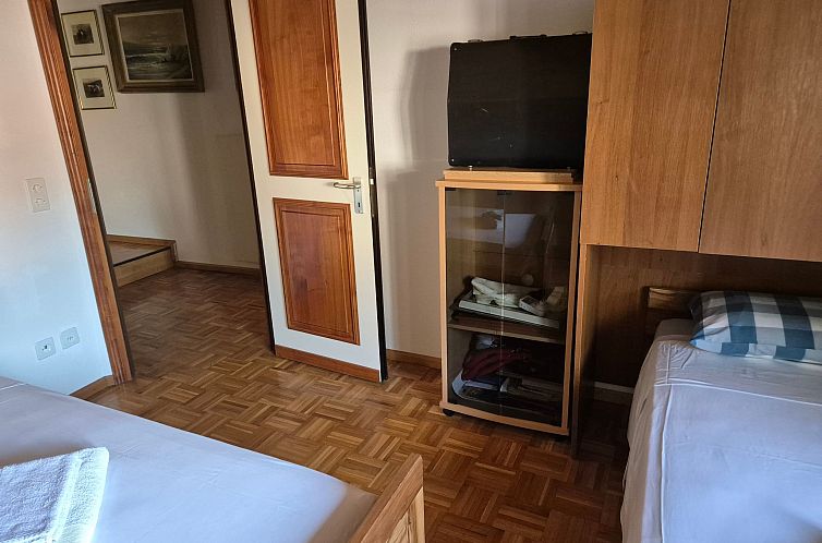 Vakantiehuis Executive mit 6 Schlafzimmern und 2 Bädern