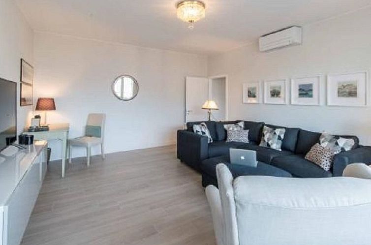 Appartement Elegante Penthouse-Wohnung mit Seeblick