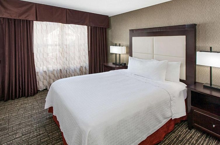 Homewood Suites by Hilton Indianapolis At The Crossing