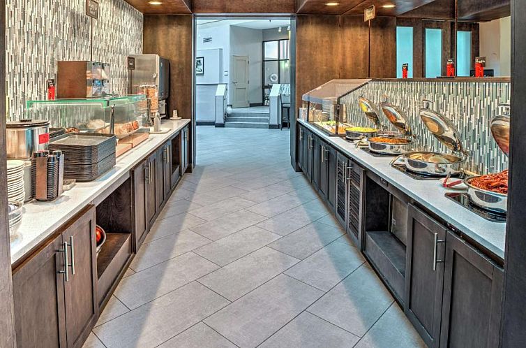 Embassy Suites Indianapolis North