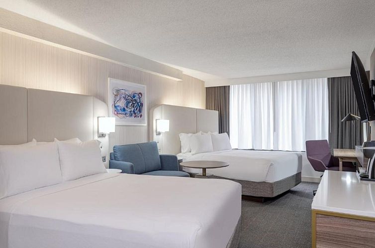 Crowne Plaza Hotel Indianapolis Airport, an IHG Hotel