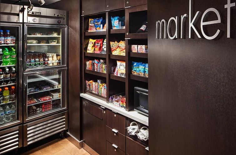 Courtyard Indianapolis at the Capitol