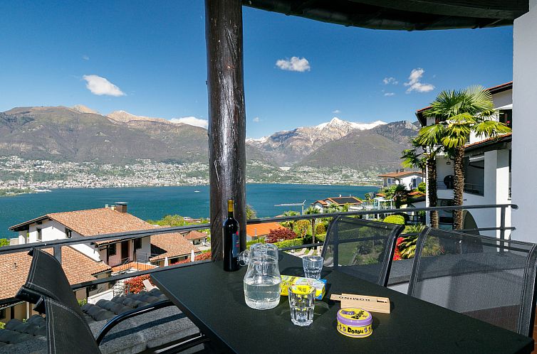 Guest house 1832919 - Apartment Ticino / Tessin - Appartement Residenza Miralago Apt. B15