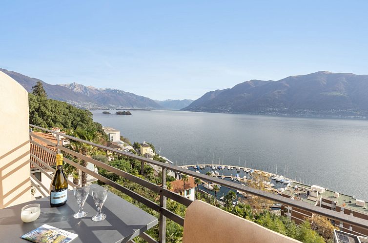 Guest house 1833309 - Apartment Ticino / Tessin - Appartement Brissago White