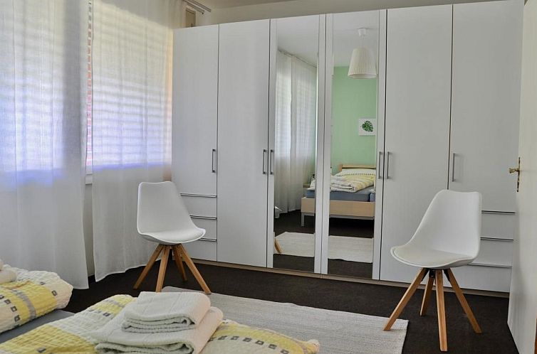 Appartement Navengana 4 mit Pool