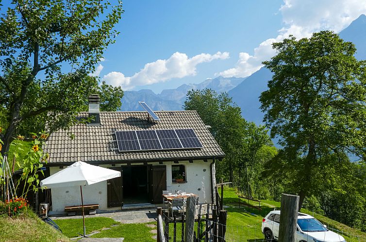 Unterkunft 1834506 - Ferienhaus Tessin - Vakantiehuis Rustico Girasole