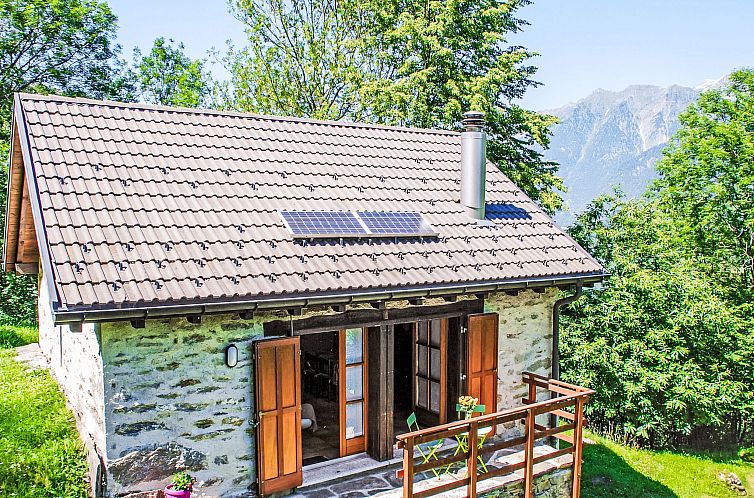 Guest house 1834606 - Holiday property Ticino / Tessin - Vakantiehuis Rustico L'Hibou