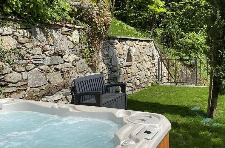 Vakantiehuis Top -Rustico mit Aussenwhirlpool beheizt und Sa