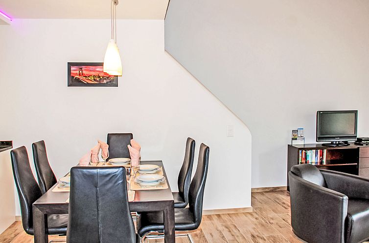 Appartement Residenza Parcolago Apt 203