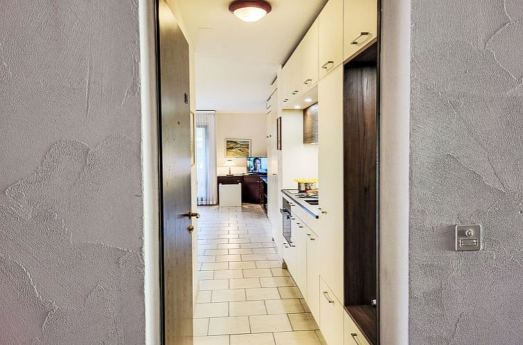 Appartement Residenza Parcolago Apt 120 1.Stock