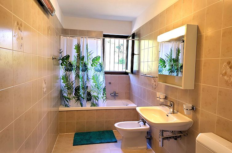 Appartement Maspoli Holidays 626 - Brandneuer, einzigartiger