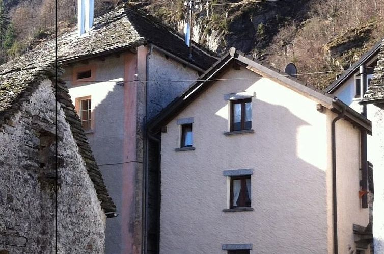 Unterkunft 1837304 - Ferienhaus Tessin - Vakantiehuis Haus Riga Rossa