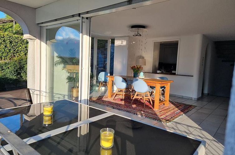Vakantiehuis Ferienvilla "Alla Roccia" mit Bergblick