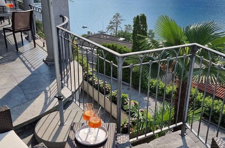 Vakantiehuis Ferienvilla "Alla Roccia" mit Bergblick