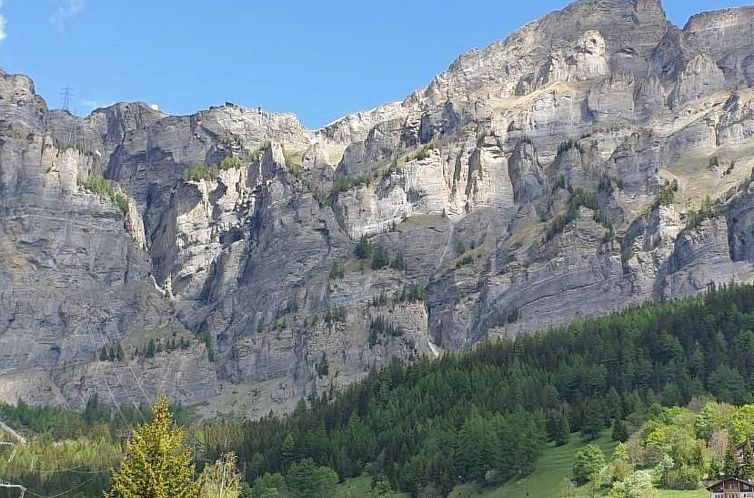 Appartement Appartement mit Bergblick und Dorf