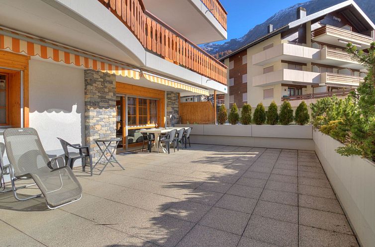 Appartement 6-Bettwohnung, Dusche und Bad, WC