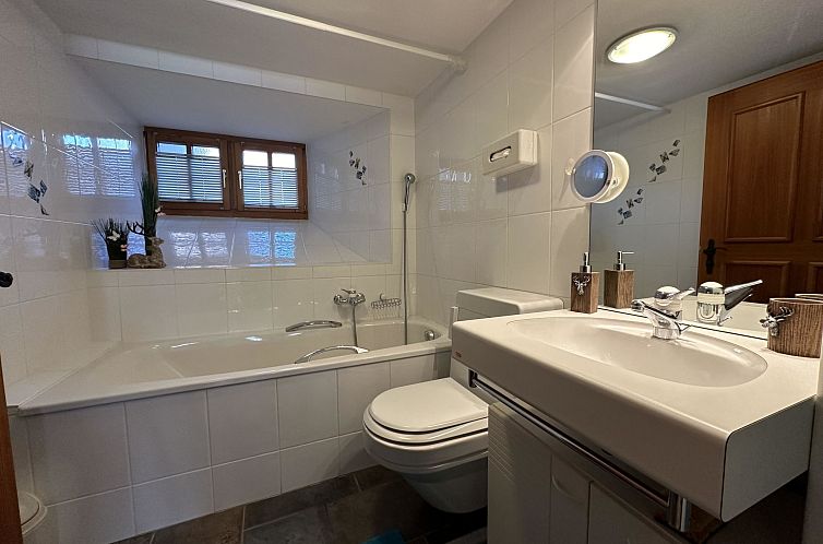 Appartement Ferienhaus Lomatte 1758