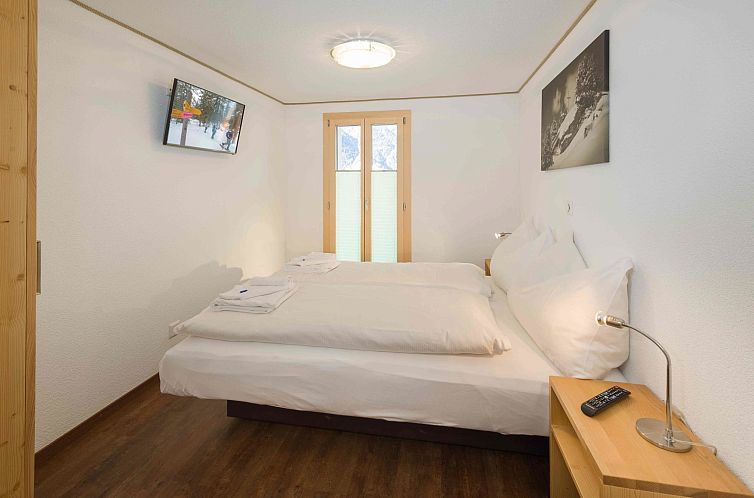 Appartement Lunic, AZapartments.ch, B&B, (Grächen), 1057