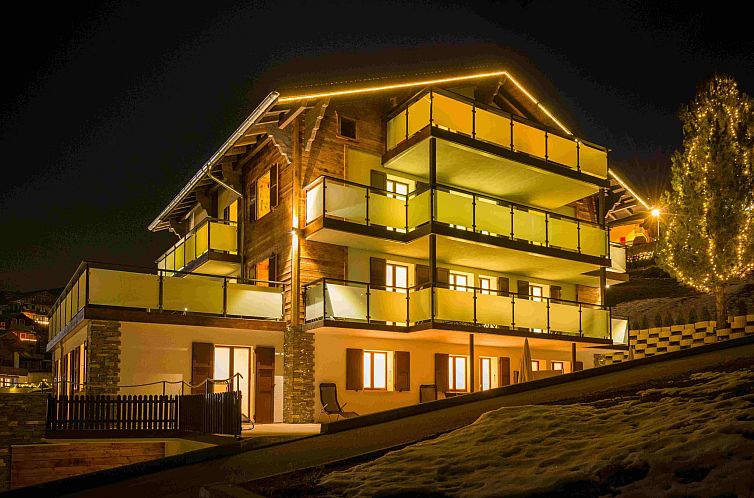 Appartement Lunic, AZapartments.ch, B&B, (Grächen), 1057