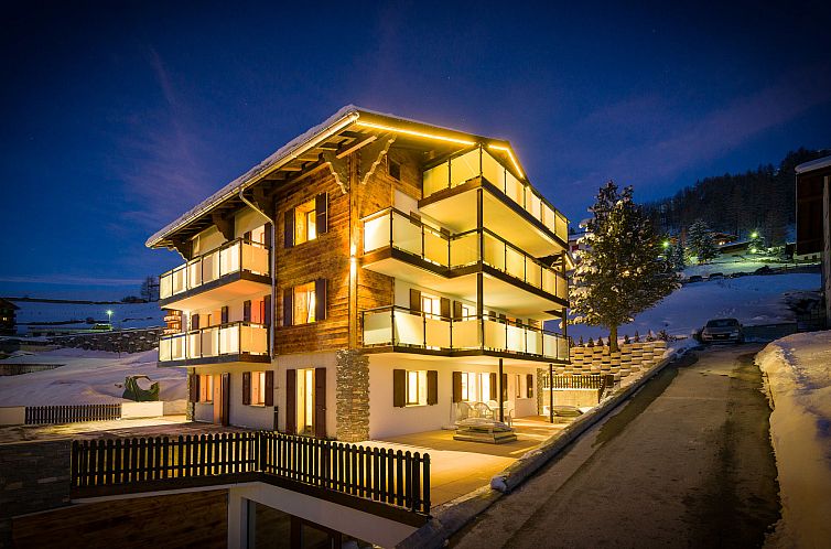 Appartement Lunic, AZapartments.ch, B&B, (Grächen), 1057