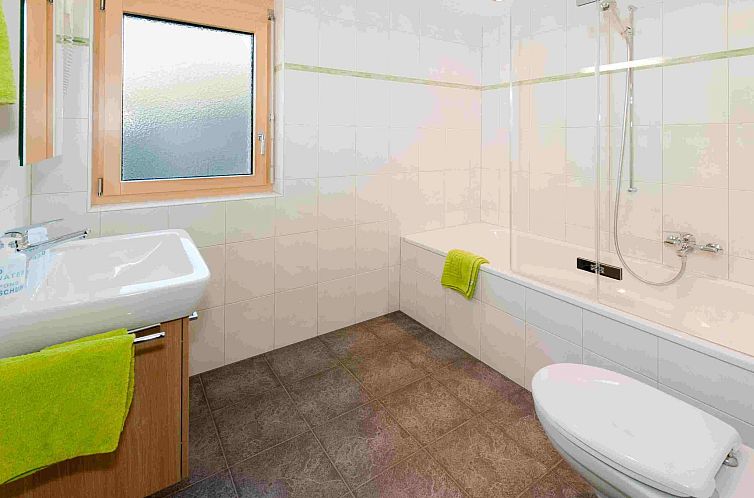 Appartement Clarino, AZapartments.ch, B&B, (Grächen), 1285