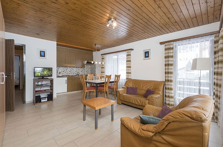 Appartement Valaisia 10, (Grächen). 5-Bettwohnung