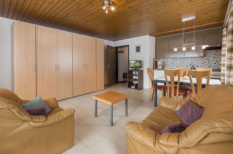Appartement Valaisia 10, (Grächen). 5-Bettwohnung