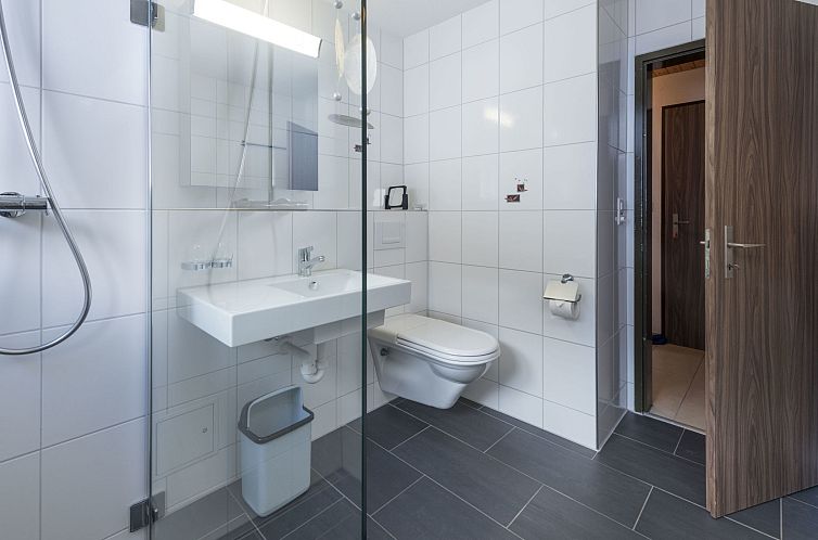 Appartement Valaisia 10, (Grächen). 5-Bettwohnung