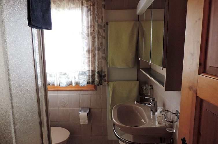 Appartement Föhre, (Grächen). 7-Bettwohnung