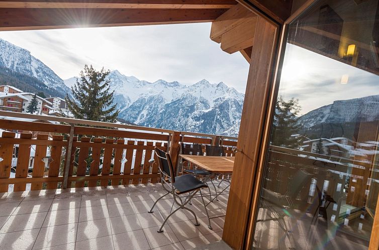 Appartement AsterB, (Grächen),
