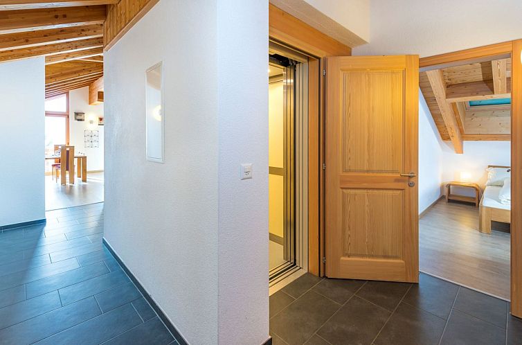 Appartement AsterB, (Grächen),