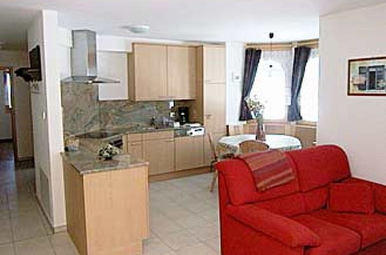 Appartement Sunstar 10, (Grächen), 1020
