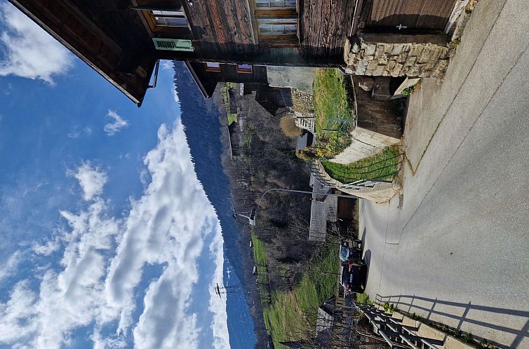 Appartement Dorfstrasse 97 2. OG Süd