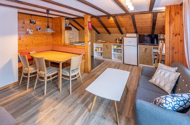 Appartement apartment EFEU "mit stil & tradition", (Grächen