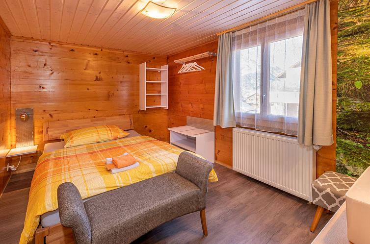 Appartement apartment EFEU "mit stil & tradition", (Grächen