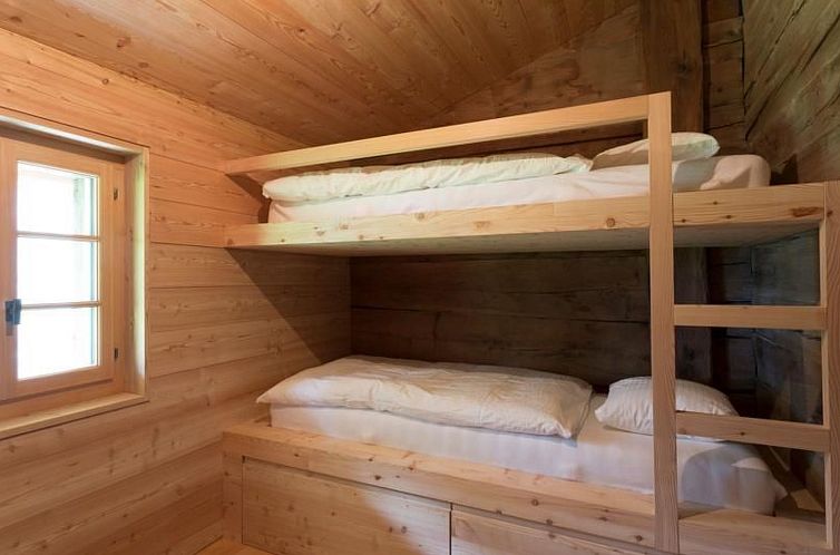 Appartement Gitsch oben