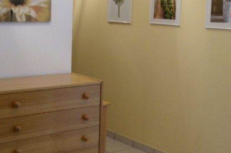 Guest house 1841083 - Apartment Wallis / Valais - Appartement Residence Fewo SARAH, (Grächen), 2031