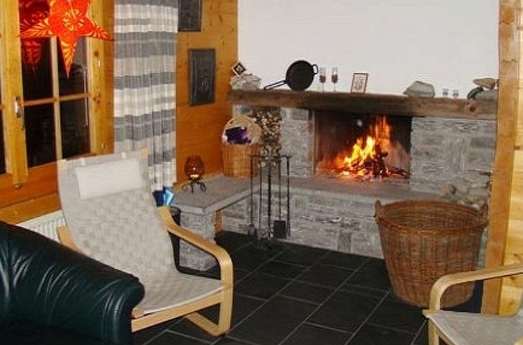 Vakantiehuis Chalet "Sandrine", (Grächen). 6-Bettwohnung