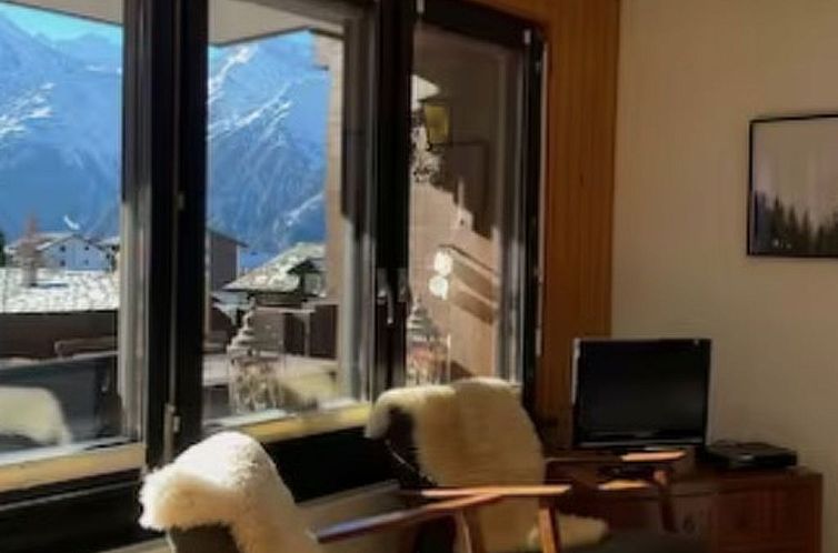 Guest house 1841090 - Apartment Wallis / Valais - Appartement Azurit 27, (Grächen), 1071