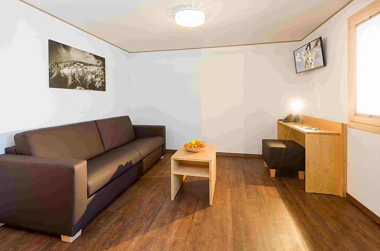Appartement Lunic, AZapartments.ch, B&B, (Grächen), 1057