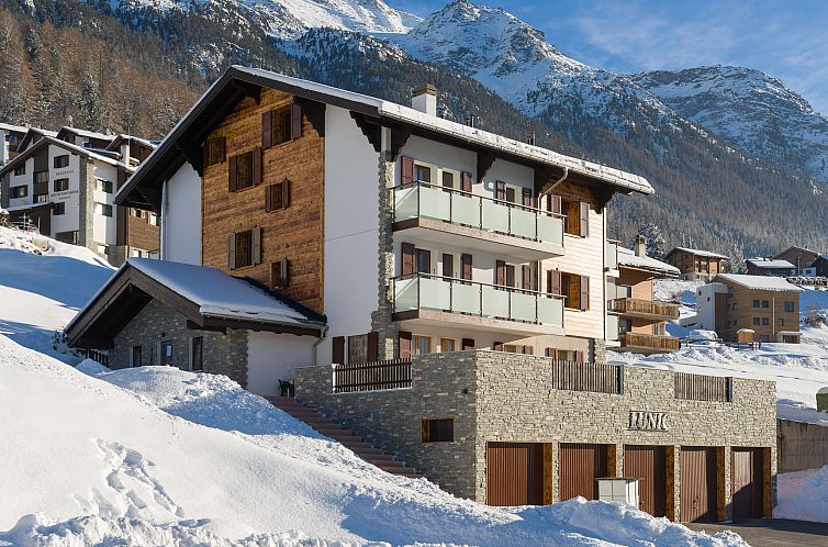 Appartement Lunic, AZapartments.ch, B&B, (Grächen), 1057