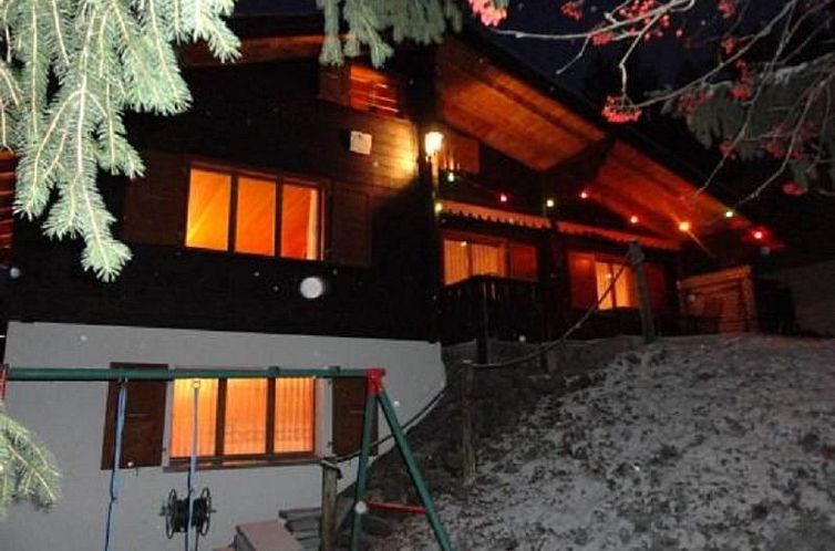 Unterkunft 18415204 - Ferienhaus Wallis - Vakantiehuis Schweiz Chalet,Grächen,St.Niklaus bis 10 Perso