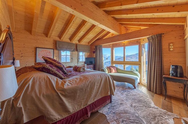 Vakantiehuis Luxuriöses Chalet mit privatem Spa und großem