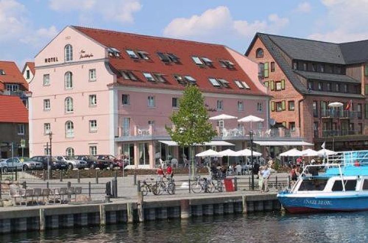Hotel Am Yachthafen