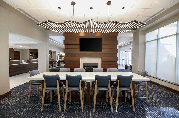 Hilton Garden Inn Melville