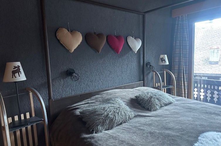 Appartement Chalet l'Eglantine, (Champery),