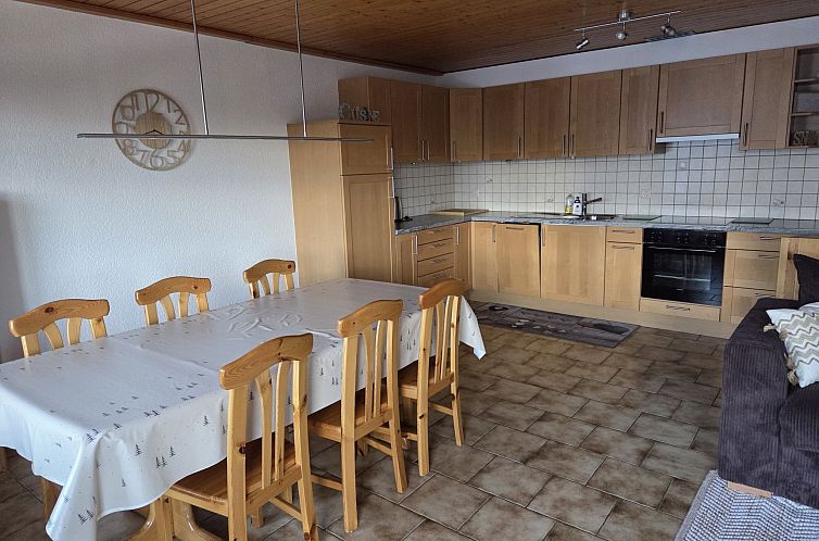 Appartement Oeillet 4, (Champoussin),