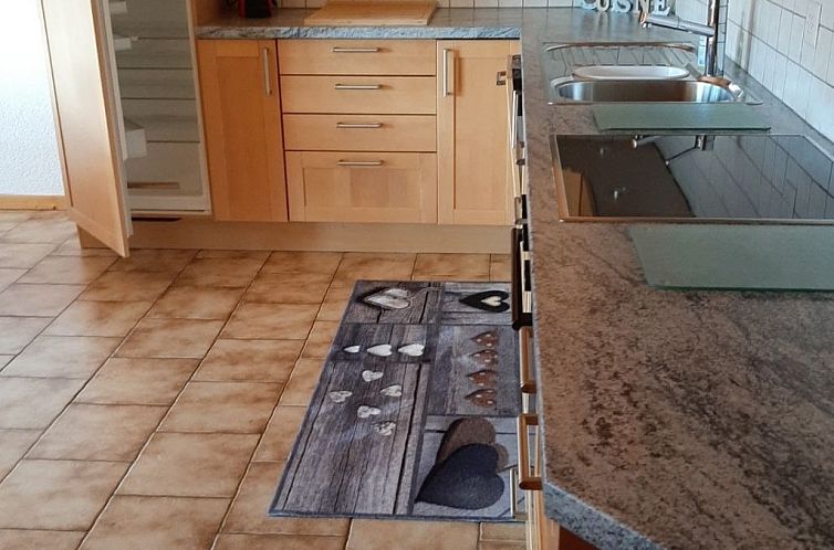 Appartement Oeillet 4, (Champoussin),