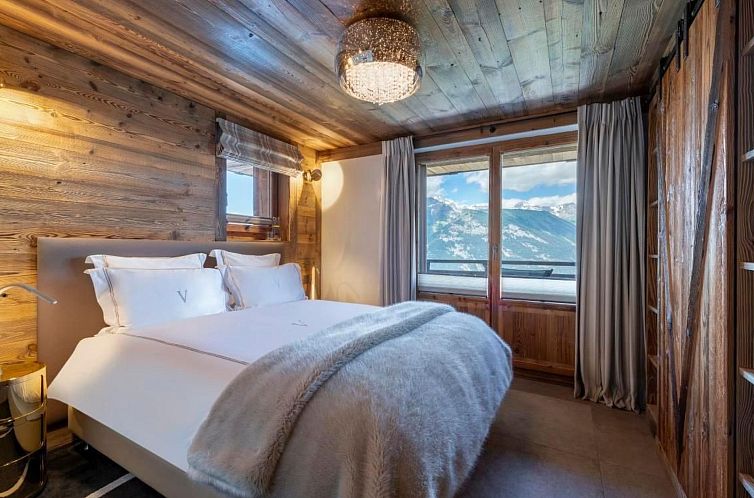 Vakantiehuis Chalet V mit Lift und Pool