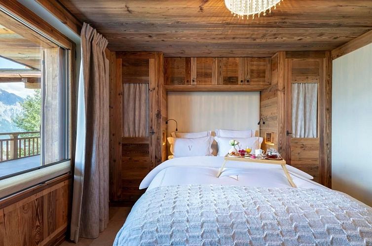 Vakantiehuis Chalet V mit Lift und Pool